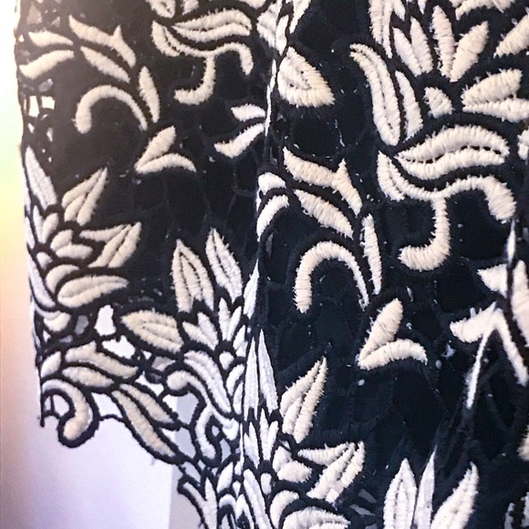 Ann Taylor match B&W pencil skirt 16 & cardigan XL - Picture 4 of 5